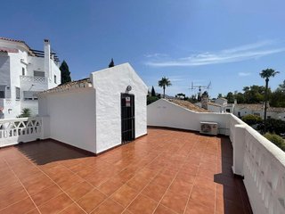 Casa adosada en venta en Las Flores en Mijas