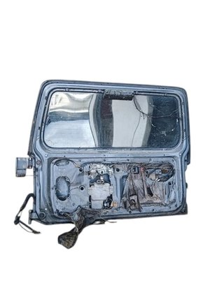 PORTON TRASERO MITSUBISHI MONTERO (V20/V40)