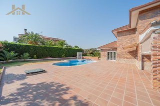 Chalet en venta en La Cárcaba - El Encinar - Montemolinos en Arroyomolinos