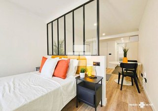 Ático en venta en El Raval en Barcelona