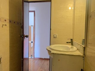 Ático en venta en Ciutat Meridiana en Barcelona