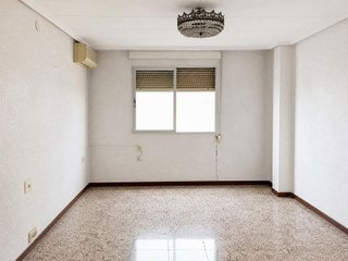 Piso en venta en Centro Ciudad en Manises