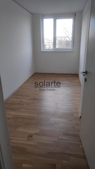 Piso en venta en Fondo en Santa Coloma de Gramanet