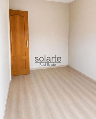 Piso en venta en Fondo en Santa Coloma de Gramanet