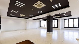 Oficina en alquiler en La Maternitat i Sant Ramon en Barcelona