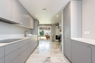 Casa adosada en venta en La Dama de Noche-La Alzambra en Marbella