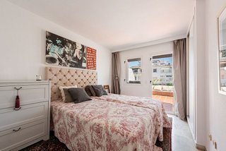 Casa adosada en venta en La Dama de Noche-La Alzambra en Marbella