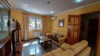 Casa adosada en venta en Huétor Vega