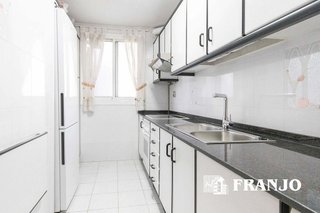 Piso en venta en Badia del Vallès