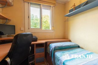 Piso en venta en Badia del Vallès