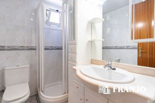 Piso en venta en Badia del Vallès
