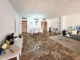 Piso en venta en Ensanche - Diputación en Alicante