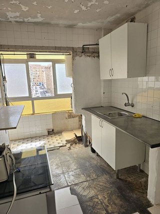 Piso en venta en Colonia Requena en Alicante
