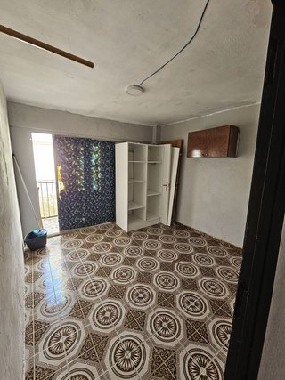 Piso en venta en Colonia Requena en Alicante
