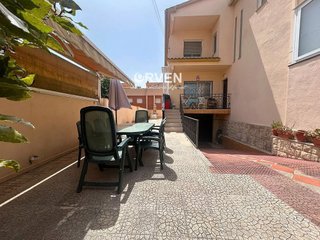 Casa adosada en venta en Sant Jordi-Babilonia en Torredembarra