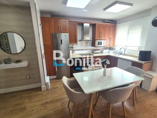 Piso en venta en Zona Hispanidad-Vivar Téllez en Vélez-Málaga