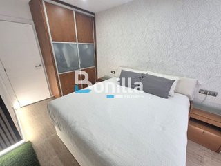 Piso en venta en Zona Hispanidad-Vivar Téllez en Vélez-Málaga
