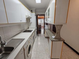 Piso en venta en Teis en Vigo