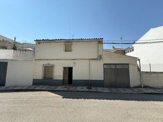 Casa adosada en venta en Alcalá la Real