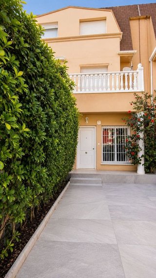 Casa adosada en venta en Ciutat Esportiva en Elche