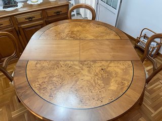 Mesa de pino y 6 sillas