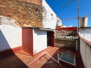 Casa adosada en venta en Constantina