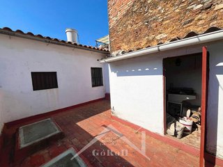 Casa adosada en venta en Constantina