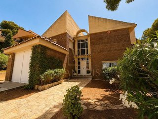 Chalet en venta en Plaça Europa i Covamar en Salou
