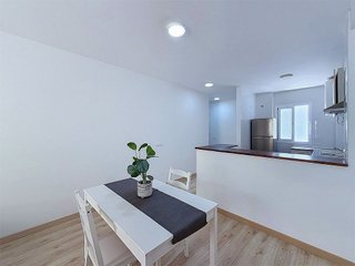 Piso en venta en Parque Victoria Eugenia en Málaga