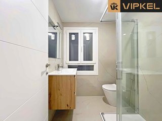 Piso en venta en Cuatro Caminos - Plaza de la Cubela en Coruña (A)