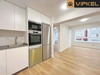 Piso en venta en Cuatro Caminos - Plaza de la Cubela en Coruña (A)