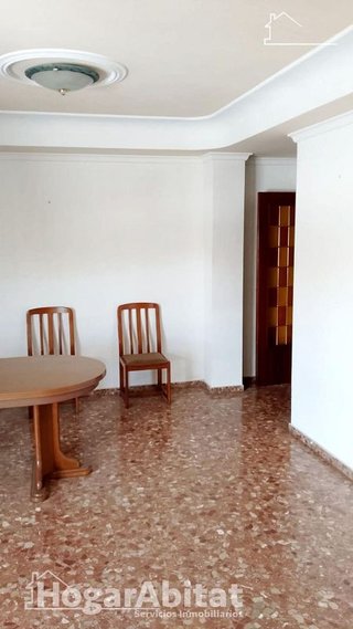 Piso en venta en Santa Cruz - Industria - Polígono Campollano en Albacete