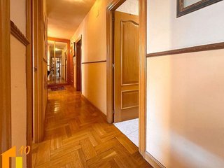 Piso en venta en Plaza España - Villa Pilar - Reyes Católicos - Vadillos en Burgos