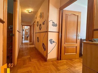 Piso en venta en Plaza España - Villa Pilar - Reyes Católicos - Vadillos en Burgos