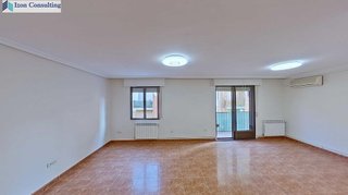 Piso en venta en Franciscanos en Albacete