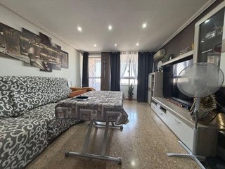 Piso en venta en Parque de la Bombilla-Pla de Rascanya en Llíria