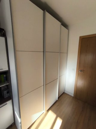Armario 180x240 cm blanco laminado