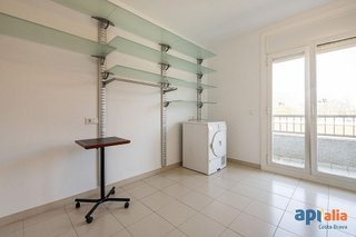 Piso en venta en Eixample Nord – La Devesa en Girona