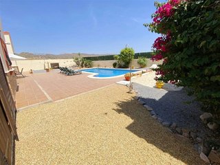 Chalet en venta en Zurgena