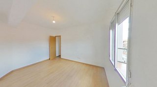 Piso en venta en Palomeras bajas en Madrid