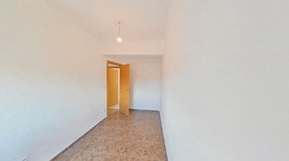 Piso en venta en Palomeras bajas en Madrid