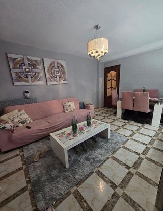 Piso en venta en Reyes en Parla