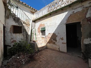 Chalet en venta en Carmona
