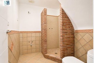 Casa adosada en venta en Padul