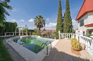 Chalet en venta en Padul