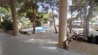 Chalet en venta en Los Balcones - Los Altos del Edén en Torrevieja