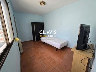 Piso en venta en La Prosperitat en Barcelona