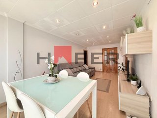 Piso en venta en Eixample en Prat de Llobregat, El