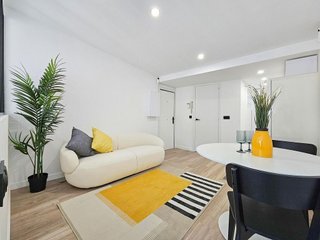 Piso en venta en El Raval en Barcelona