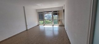 Piso en venta en Los Remedios en Sevilla